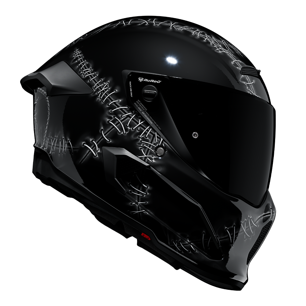 AT4.0 CARBON Catwoman — Magyarország