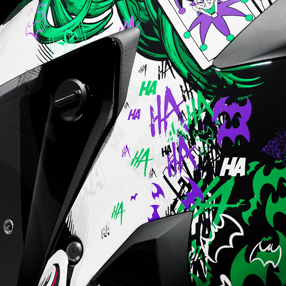 AT4.0 CARBON The Joker